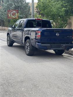 نيسان فرونتر